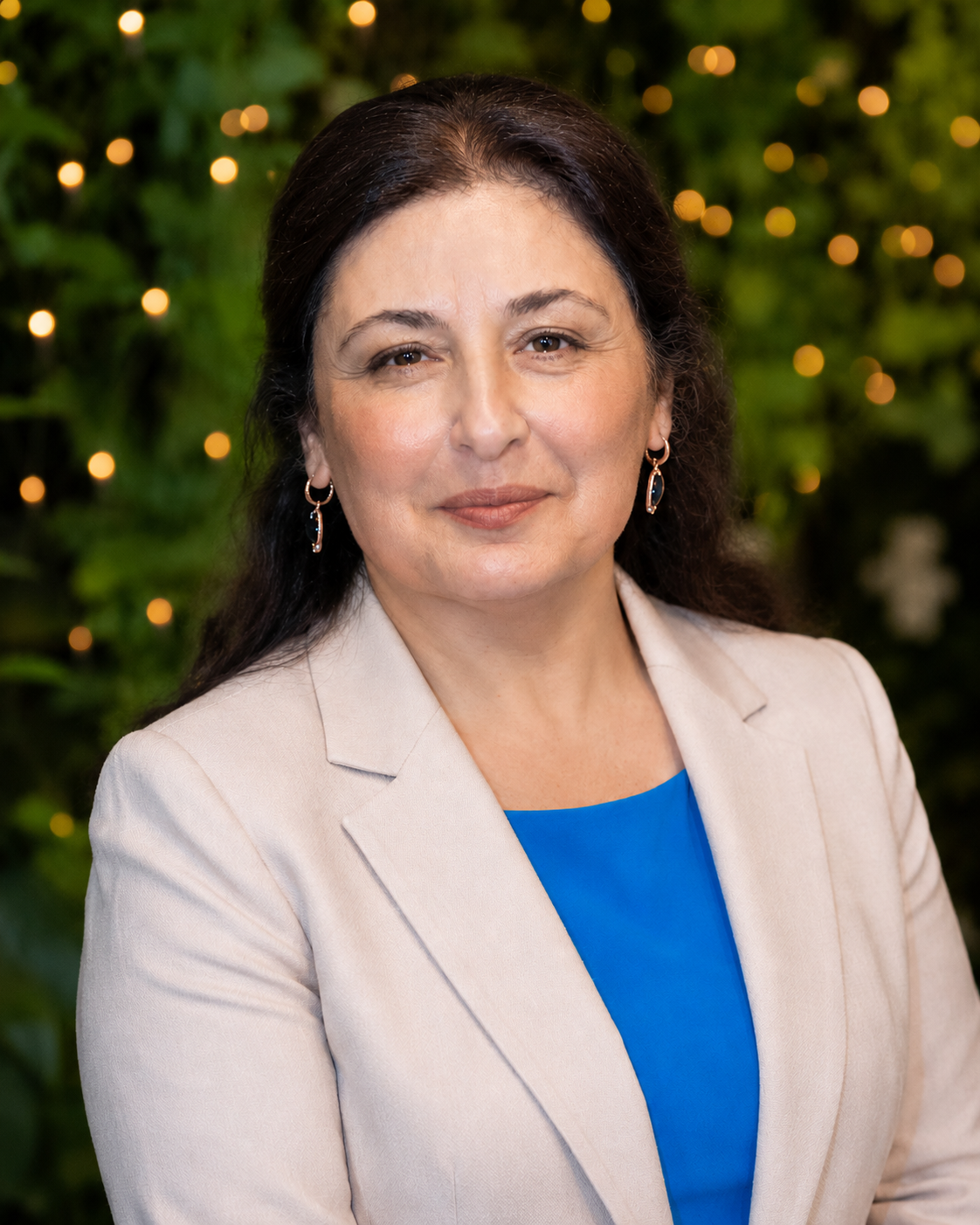 Portretfoto van Gulalai Barakzai, specialist ouderengeneeskunde